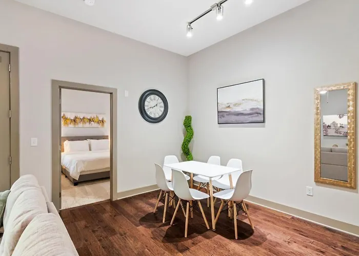 Grand Luxury Premium Vaulted Ceilings