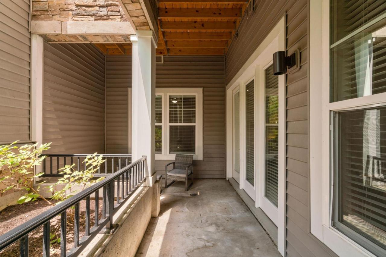 Grand Luxury Premium Vaulted Ceilings * Woodbridge
